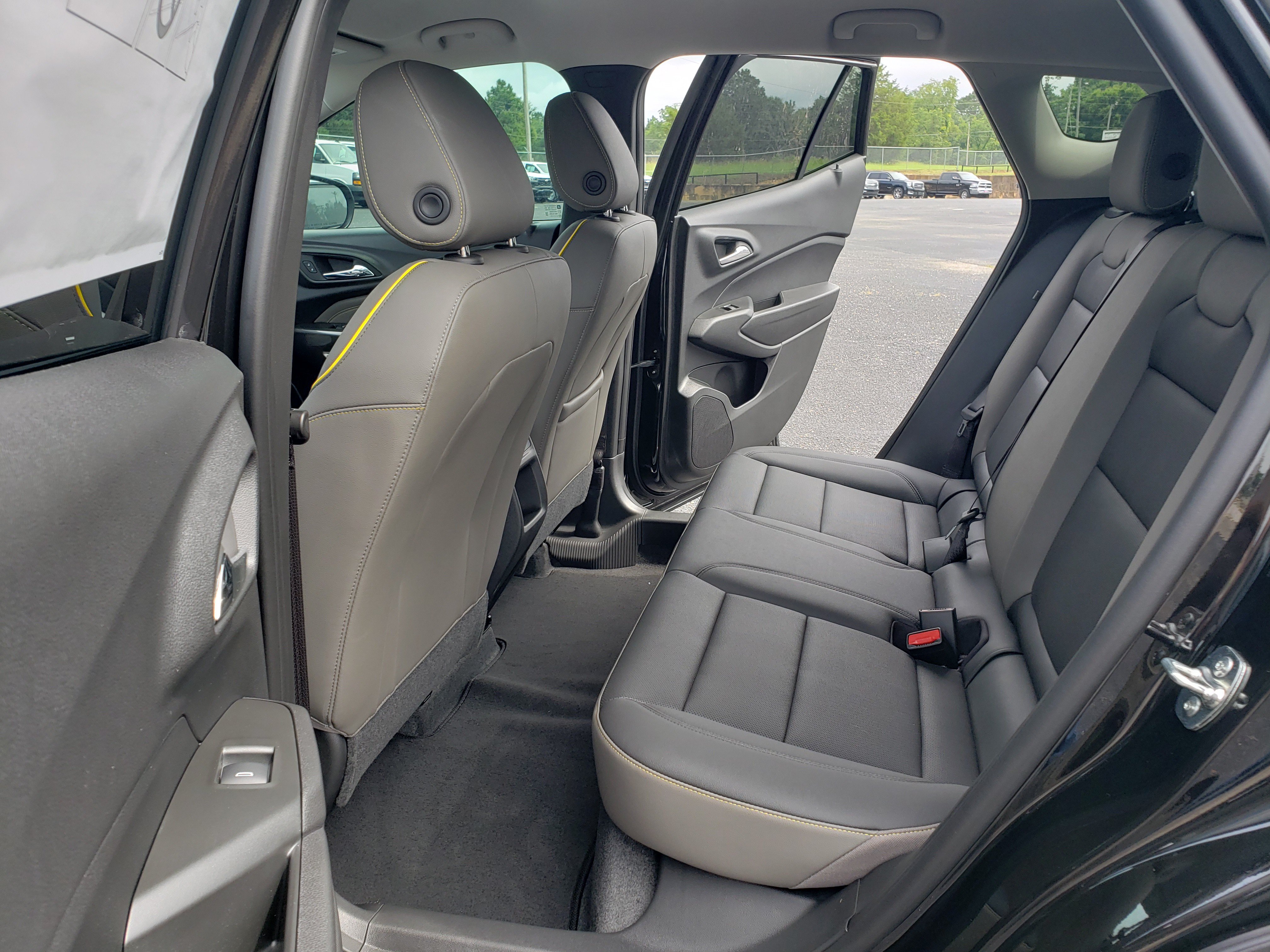 New 2026 Chevrolet Trax ACTIV w/ Driver Confidence Package FWD image 33