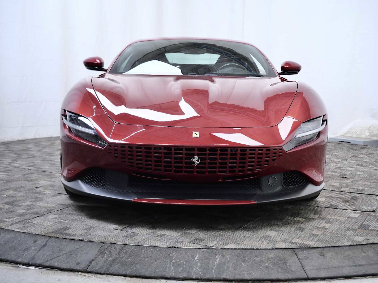 Certified 2021 Ferrari Roma RWD image 9