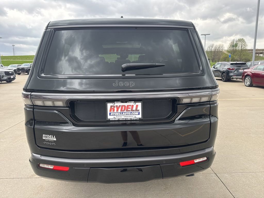 New 2026 Jeep Grand Wagoneer Limited AWD/4WD image 36