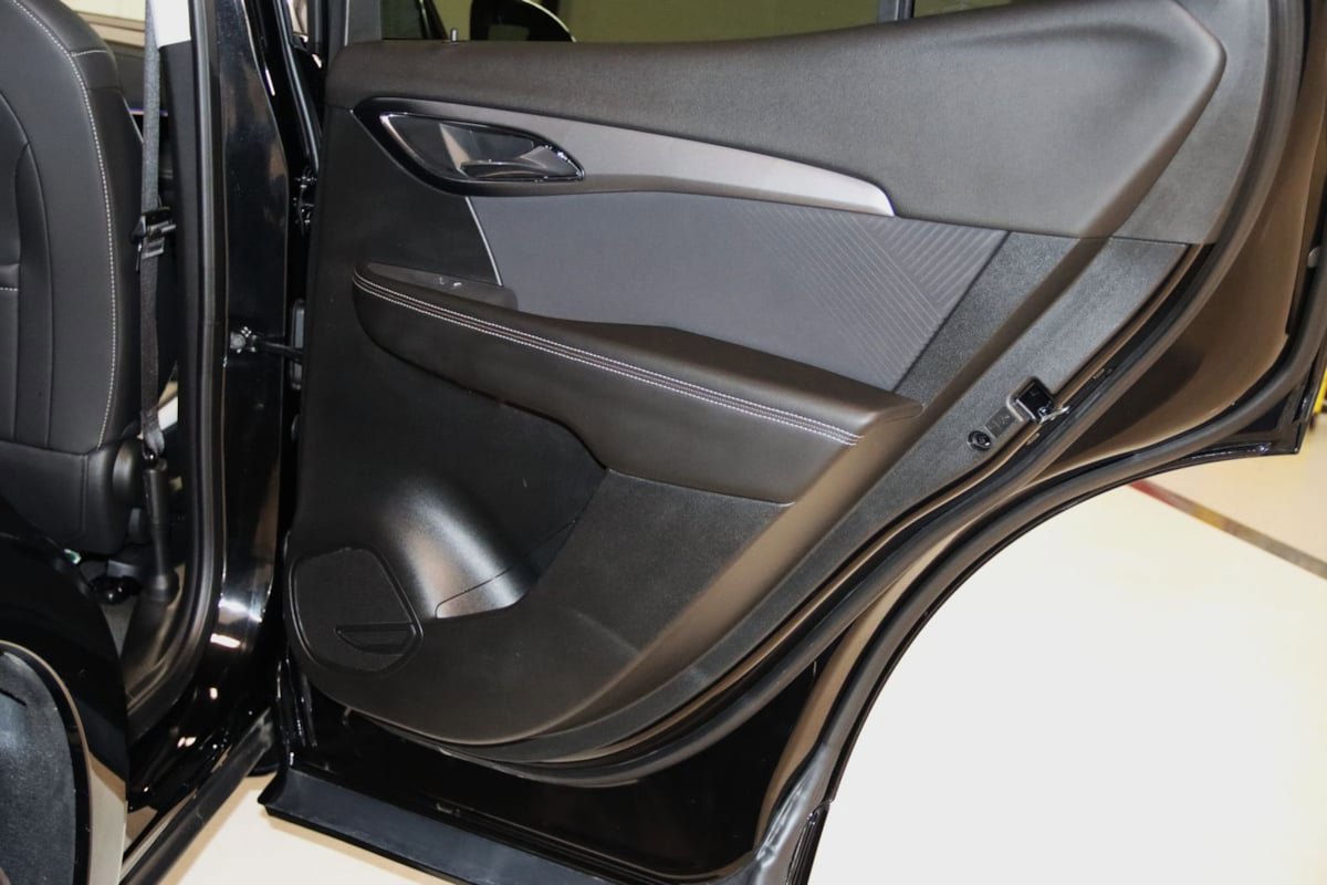 Used 2025 Buick Envision Sport Touring AWD/4WD image 64