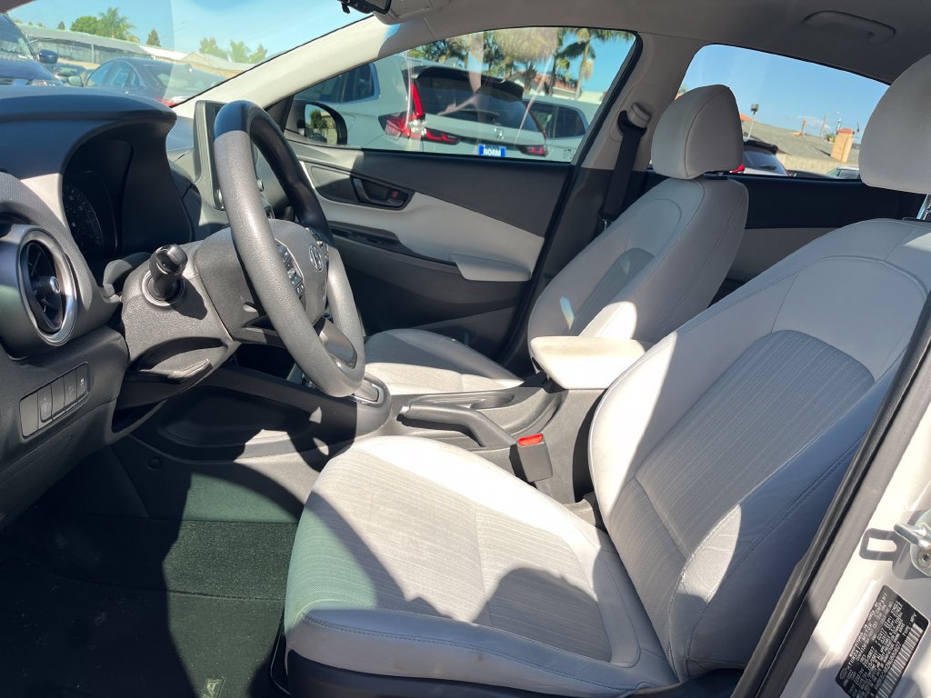 Used 2022 Hyundai Kona SEL w/ Cargo Package AWD/4WD image 9