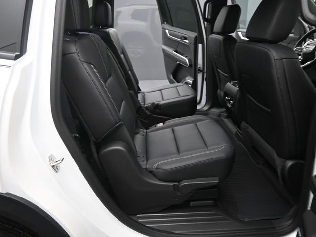 New 2026 GMC Acadia Elevation image 13