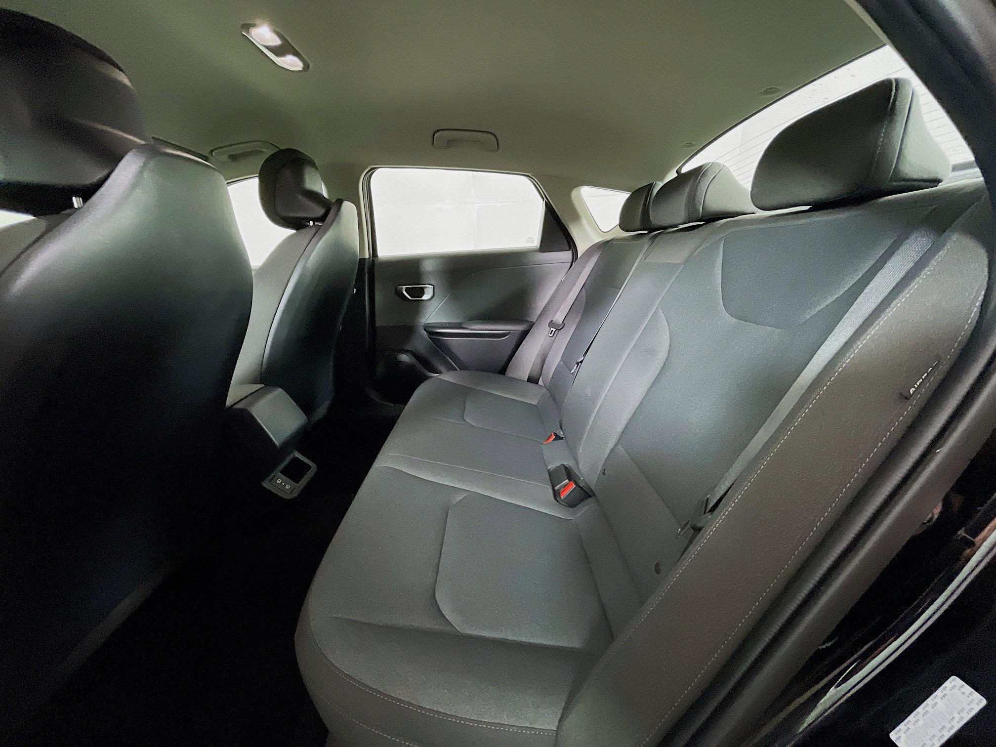 Used 2025 Kia K4 LXS image 26