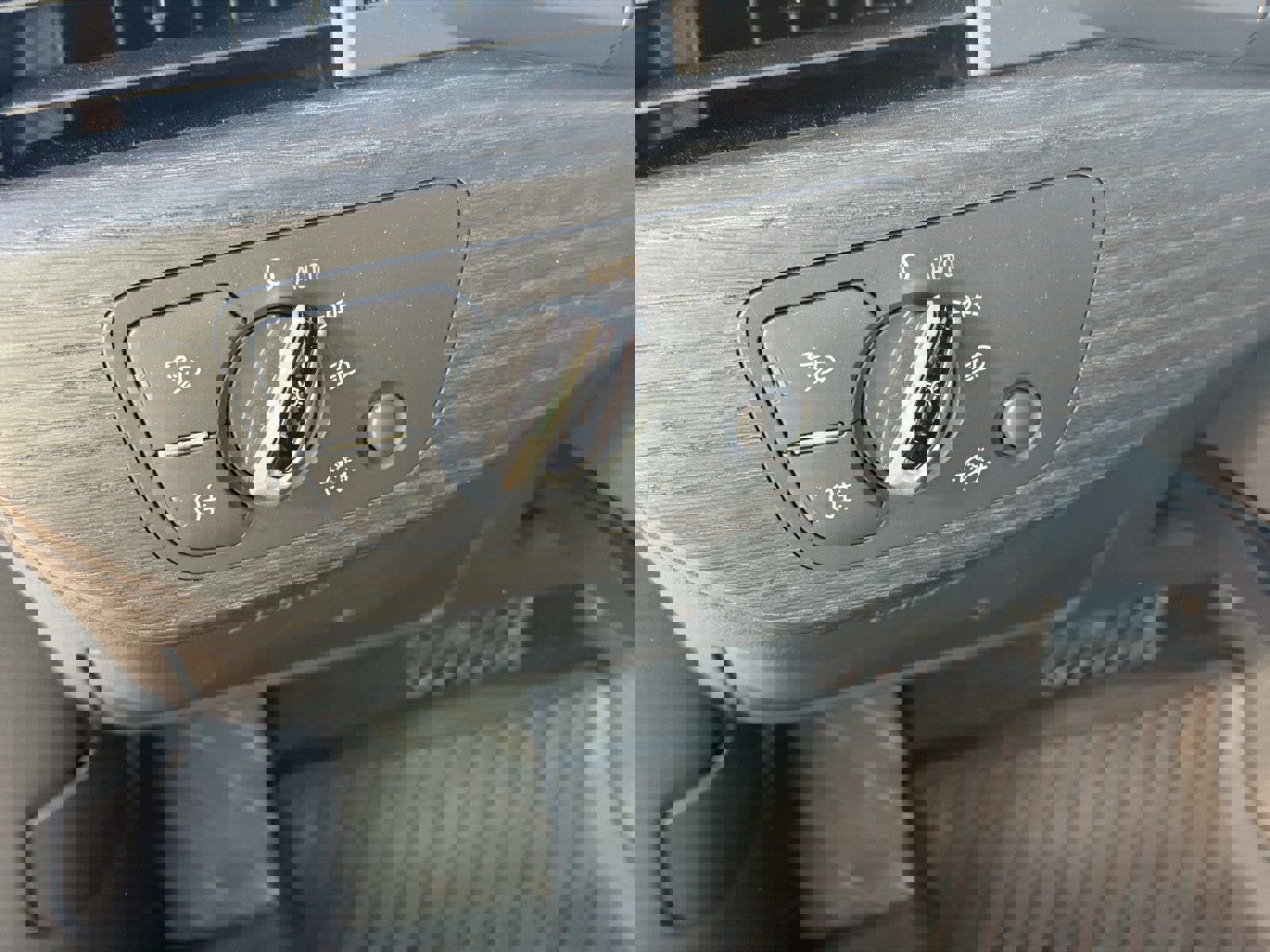 Used 2017 Audi A4 2.0T Premium w/ Convenience Package image 5