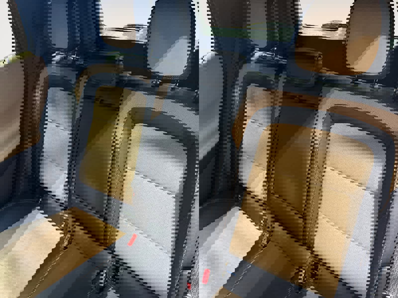 Used 2025 Chevrolet Equinox ACTIV w/ Safety and Technology Package AWD/4WD image 14