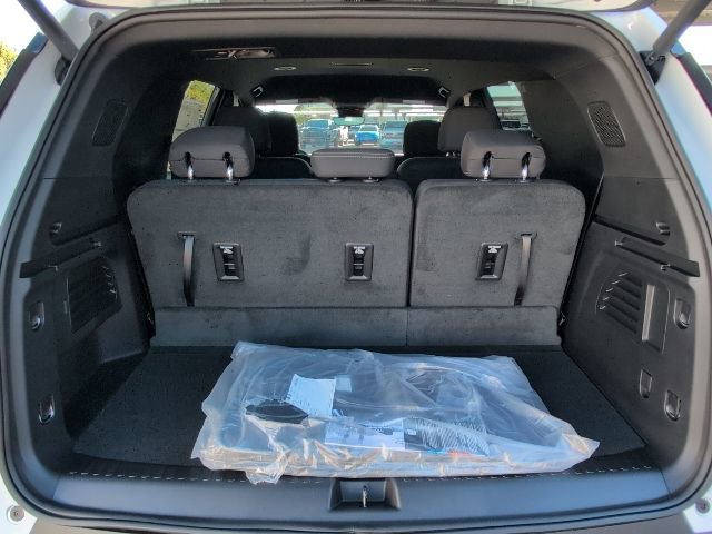 New 2026 Chevrolet Traverse LT w/ Driver Confidence Package image 10