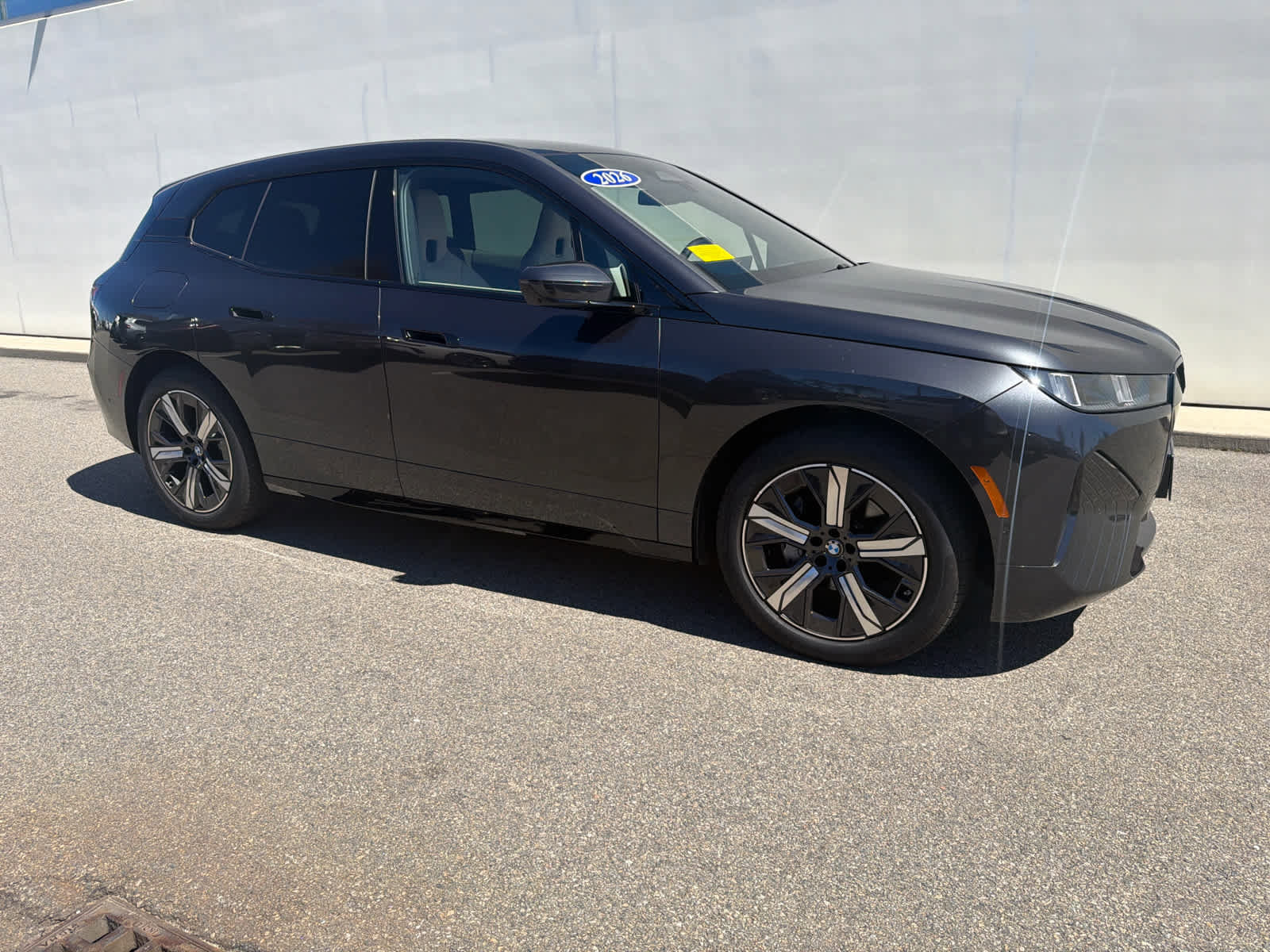 Used 2026 BMW iX xDrive45 w/ Premium Package AWD/4WD image 21