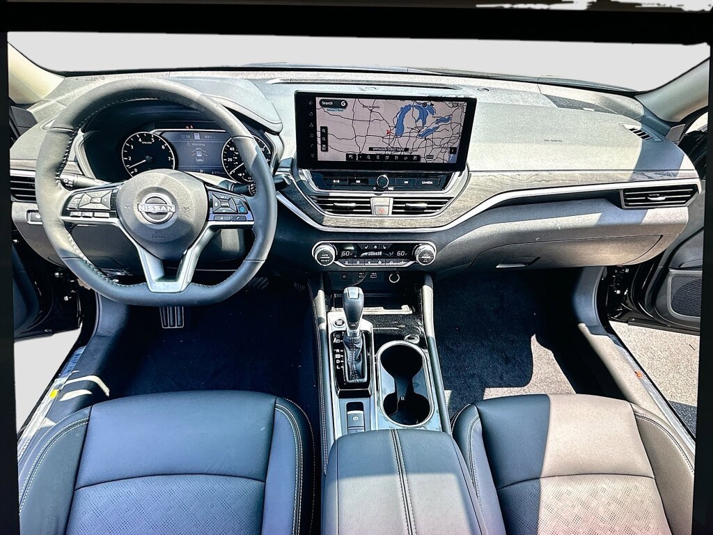 New 2025 Nissan Altima 2.5 SL image 3