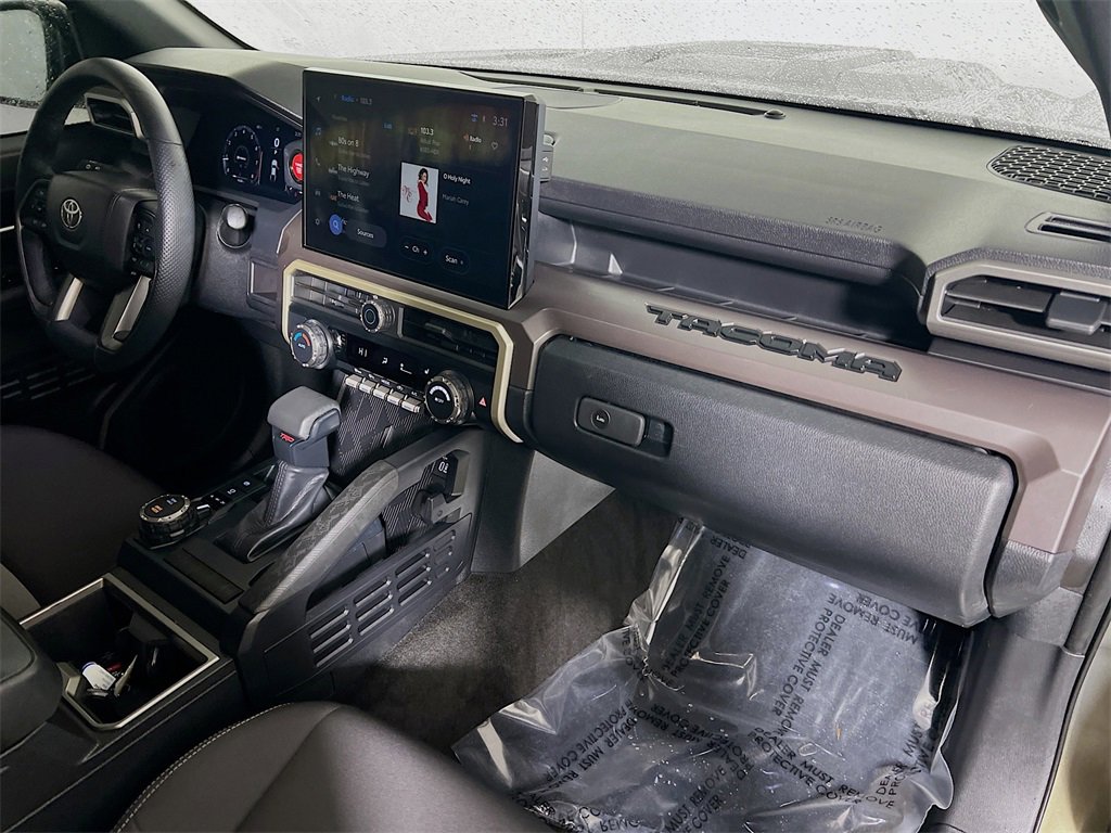 Used 2024 Toyota Tacoma TRD Sport image 25