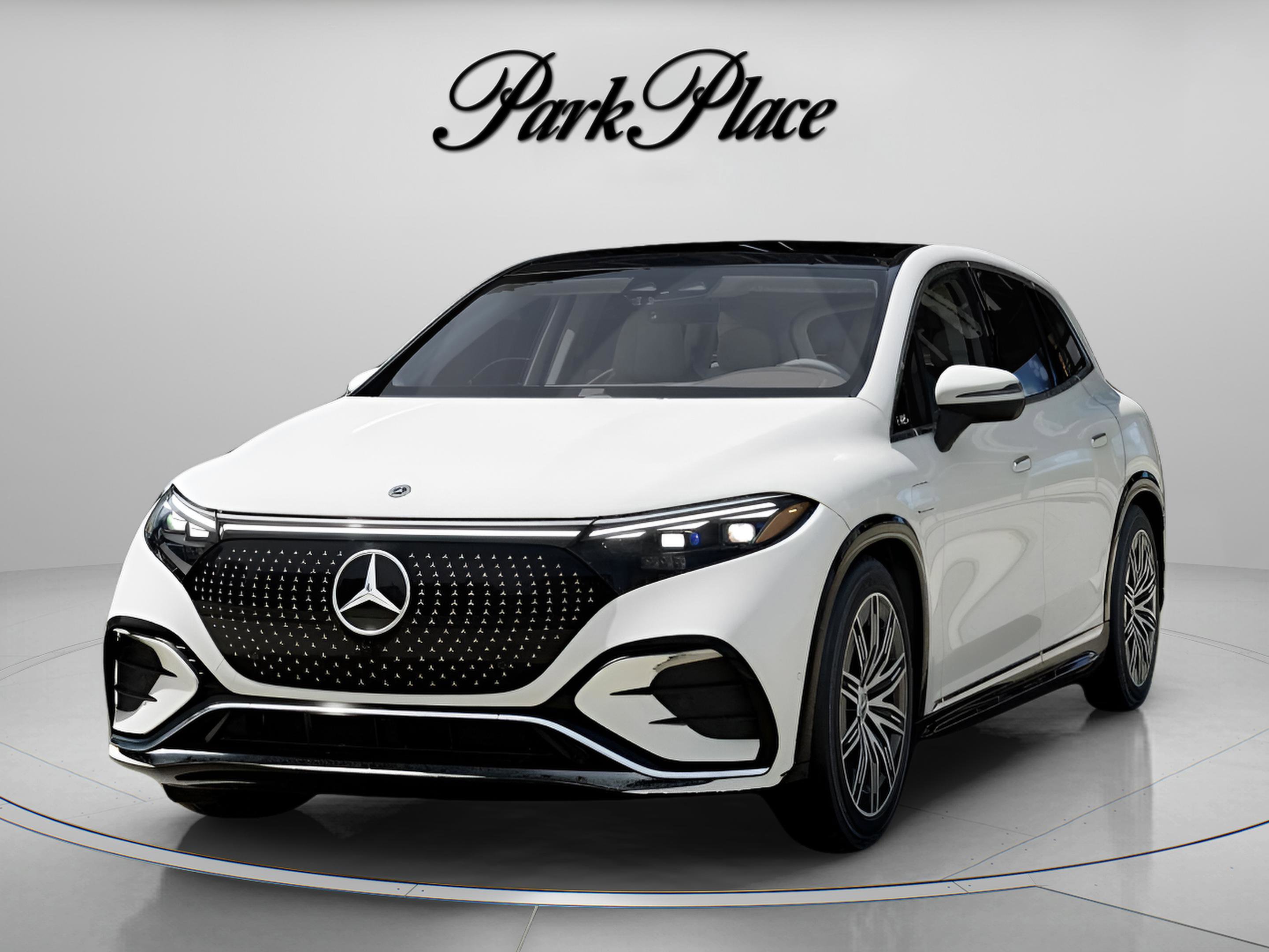 Used 2023 Mercedes-Benz EQS 580 4MATIC SUV image 38