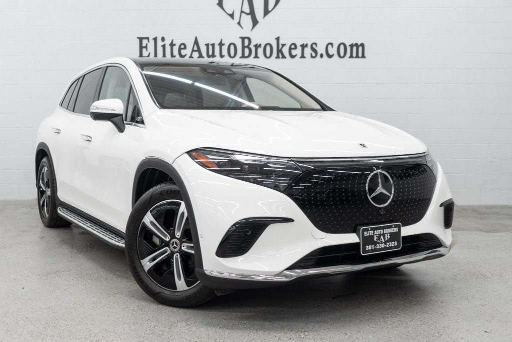 Used 2023 Mercedes-Benz EQS 450+ 4MATIC SUV w/ Acoustic Comfort Package image 7