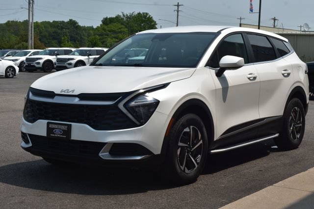 Used 2023 Kia Sportage LX AWD/4WD image 15