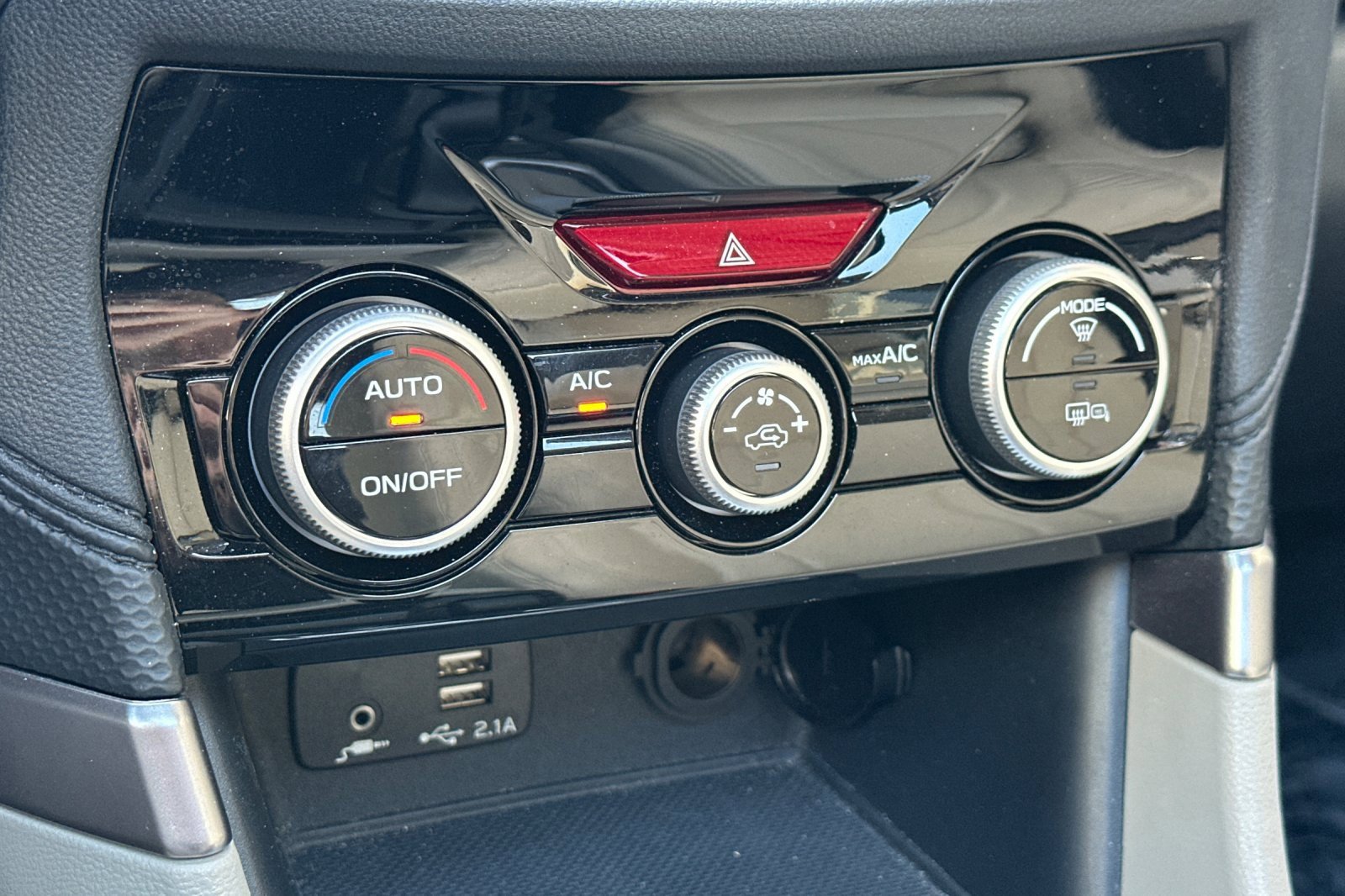 Used 2022 Subaru Forester Premium image 27