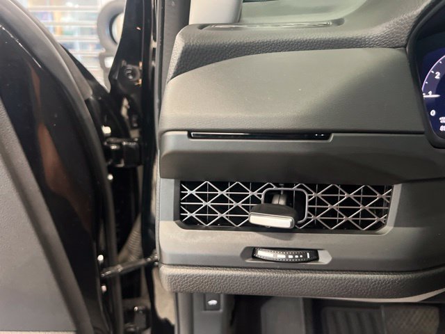 Used 2023 Honda Accord EX image 10