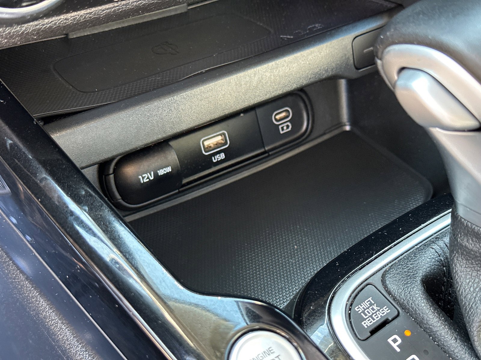 Used 2024 Kia Soul EX image 32