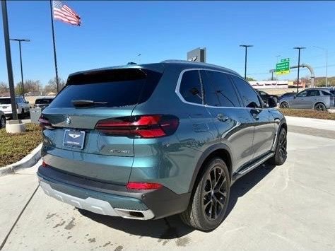 Used 2026 BMW X5 xDrive40i AWD/4WD image 5