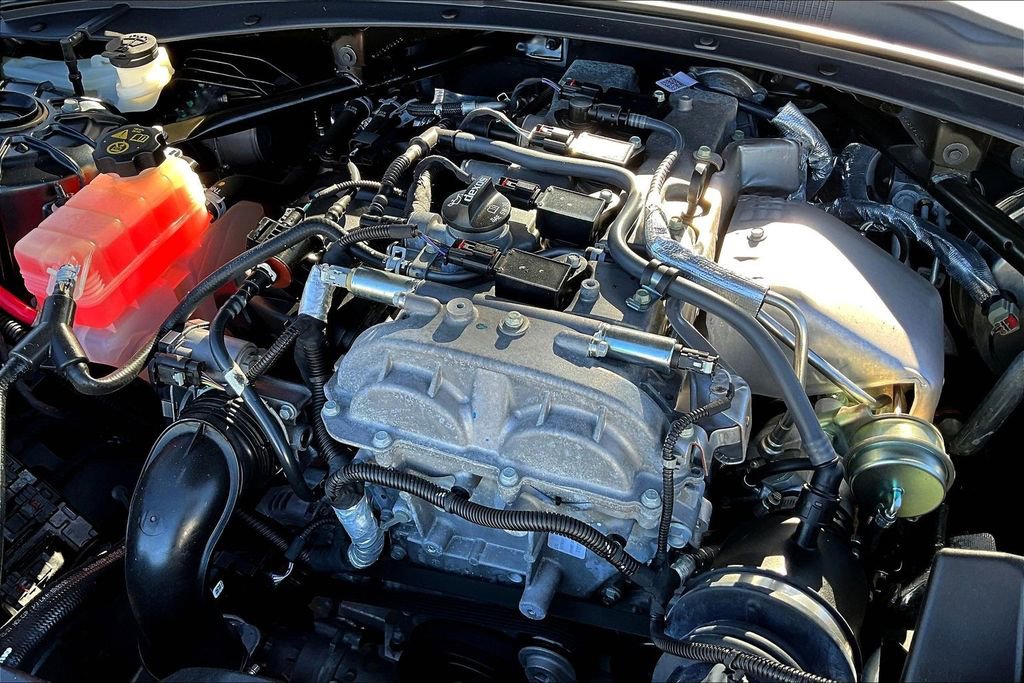 Used 2021 Chevrolet Camaro LS image 34