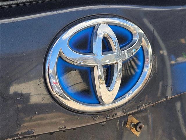 Used 2015 Toyota Prius Two video 3