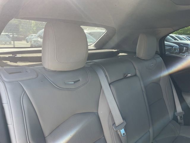 Used 2019 Cadillac XT4 Premium Luxury FWD image 6