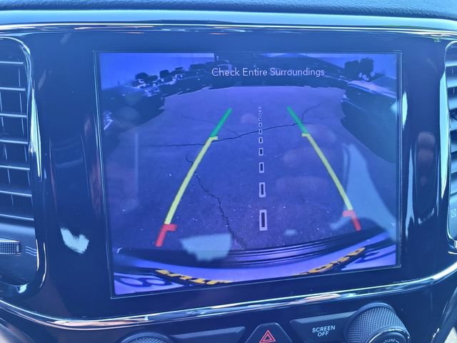 Used 2019 Jeep Grand Cherokee Altitude AWD/4WD image 17