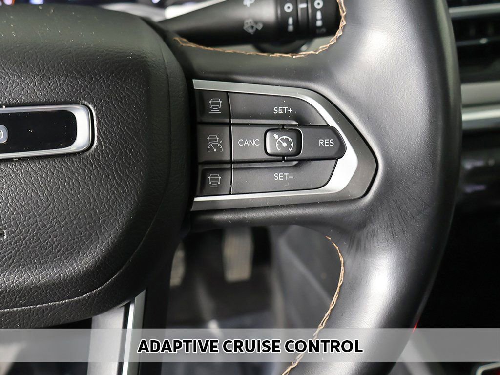 Used 2022 Jeep Compass Limited image 3