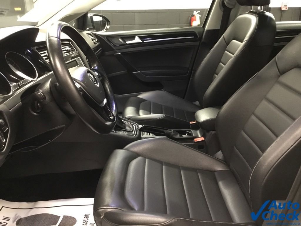 Used 2016 Volkswagen Golf SEL w/ Lighting Package (SEL) image 19