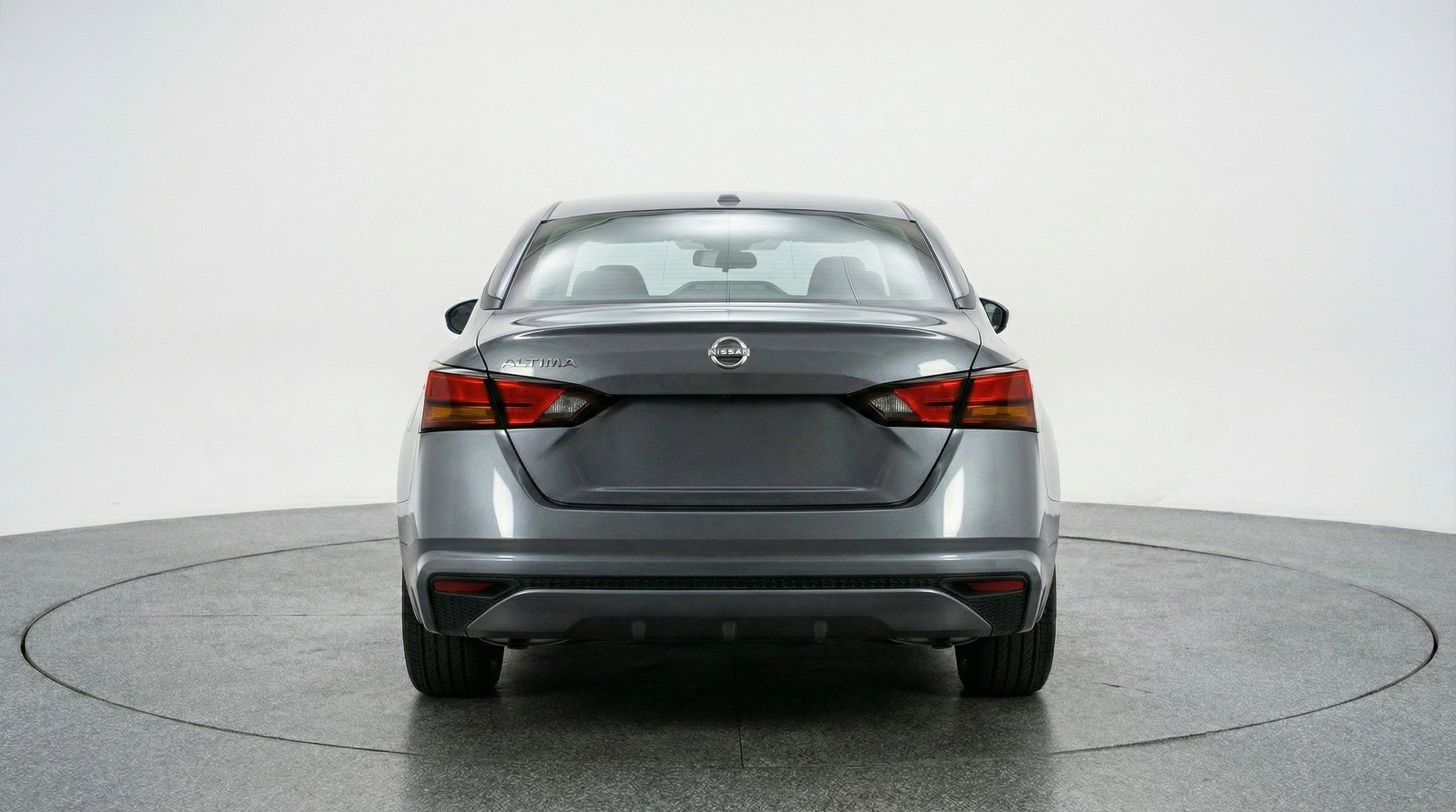 Used 2025 Nissan Altima 2.5 SV image 7