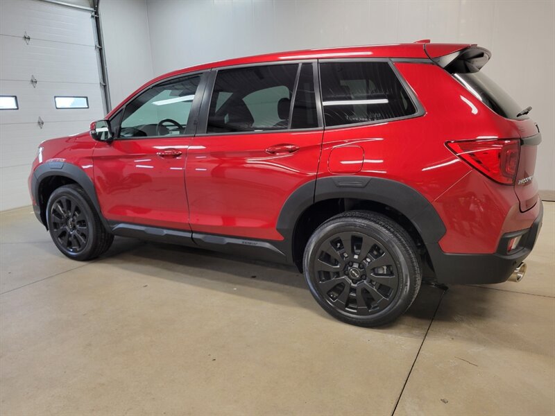 Used 2023 Honda Passport EX-L image 4