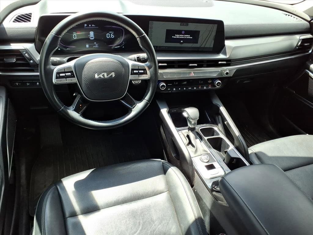 Used 2024 Kia Telluride LX FWD image 10