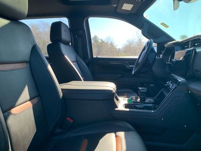 Used 2024 GMC Sierra 1500 AT4 w/ AT4 Premium Package image 17