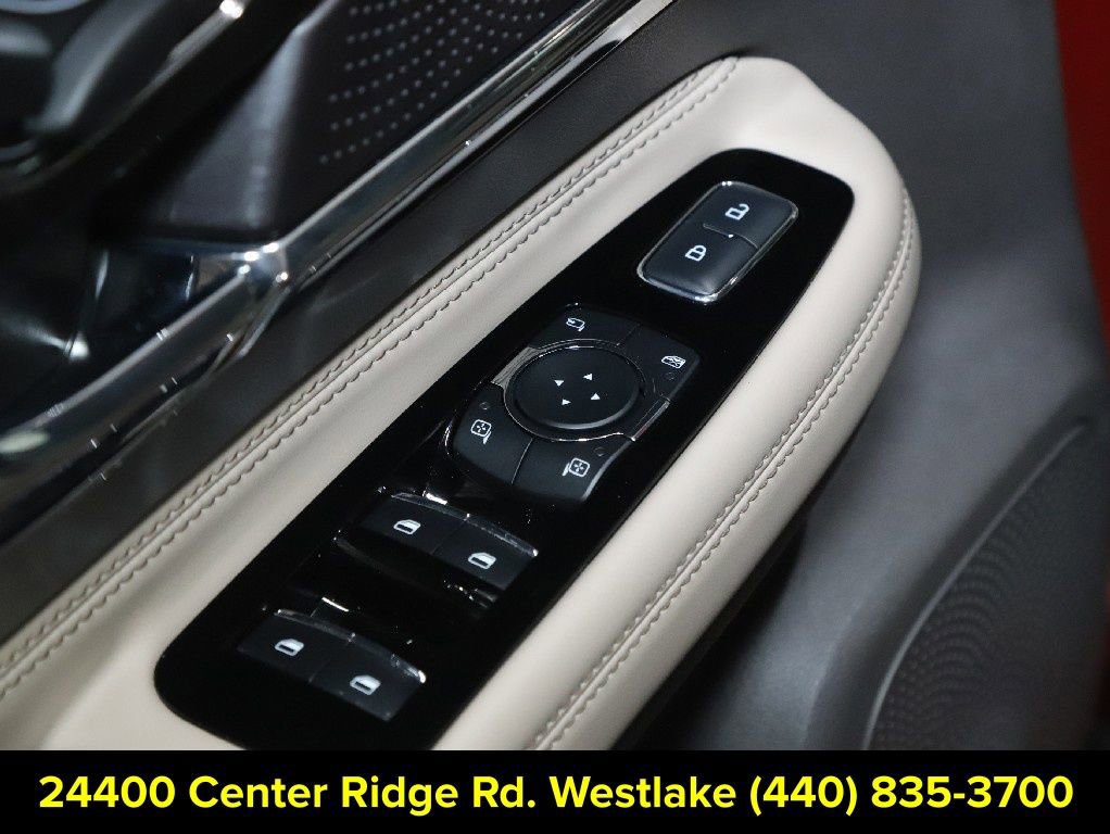 Certified 2024 Lincoln Corsair Reserve AWD/4WD image 16