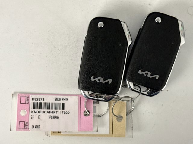 Used 2023 Kia Sportage LX image 19