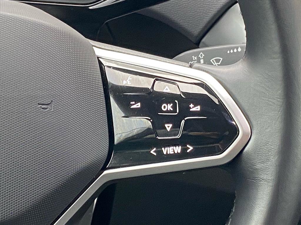 Certified 2022 Volkswagen ID.4 Pro image 8