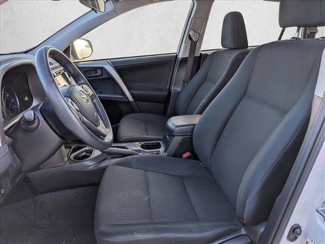 Used 2018 Toyota RAV4 LE w/ Carpet Mat Package image 15