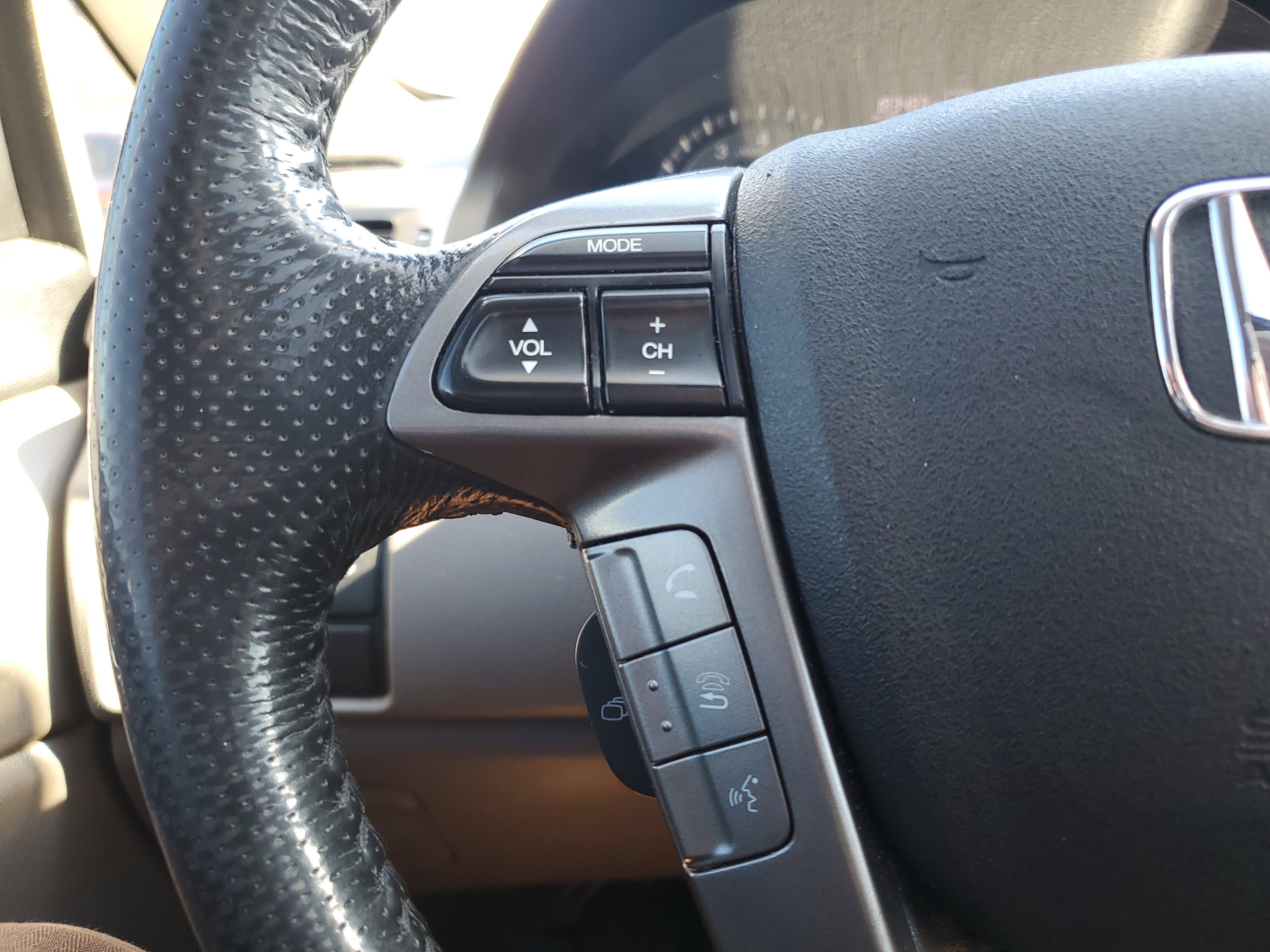 Used 2015 Honda Odyssey EX-L image 13