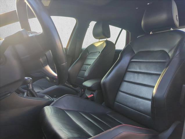 Used 2015 Volkswagen GTI SE image 15