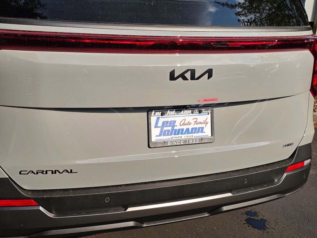 New 2026 Kia Carnival SX w/ SX Dark Edition Package image 28