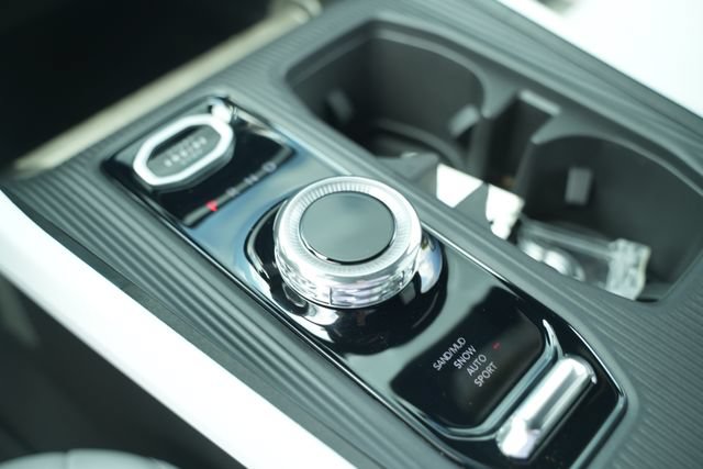 New 2026 Jeep Cherokee Limited AWD/4WD image 36