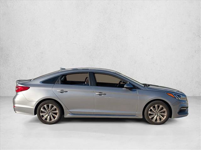 Used 2017 Hyundai Sonata Sport w/ Cargo Package FWD image 4