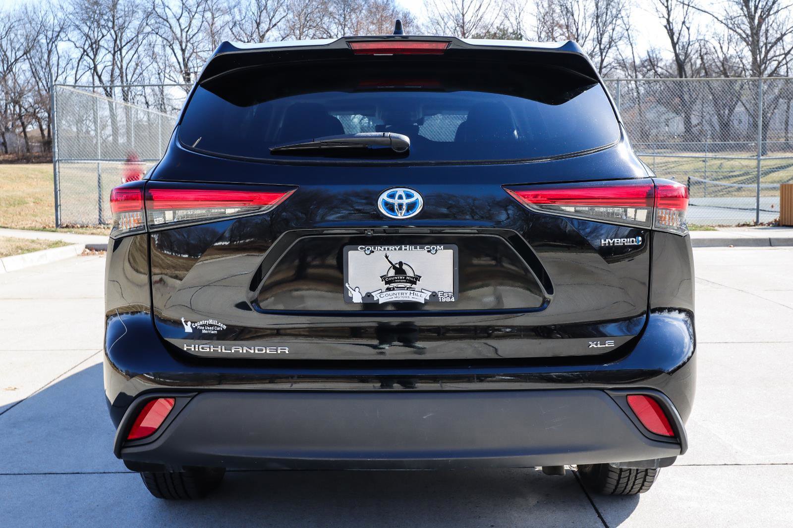 Used 2021 Toyota Highlander XLE image 21