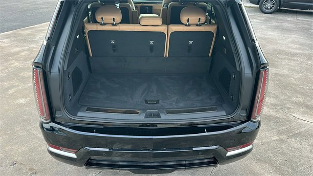 New 2025 Cadillac Escalade IQ Luxury 2 image 21