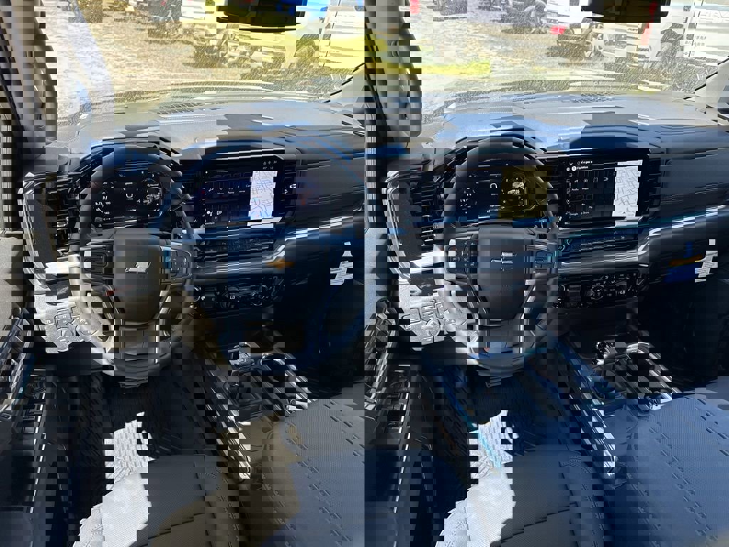 New 2026 Chevrolet Silverado 1500 LTZ image 9