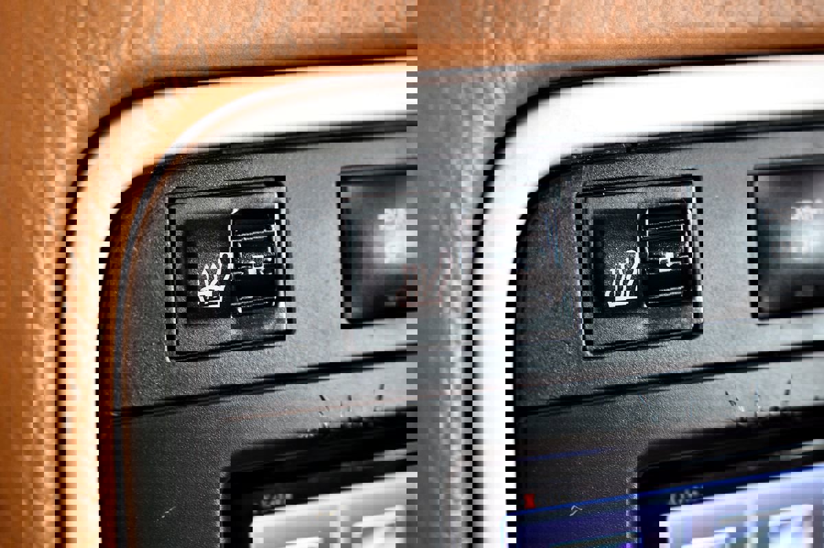 Used 2008 Porsche Cayenne GTS image 32