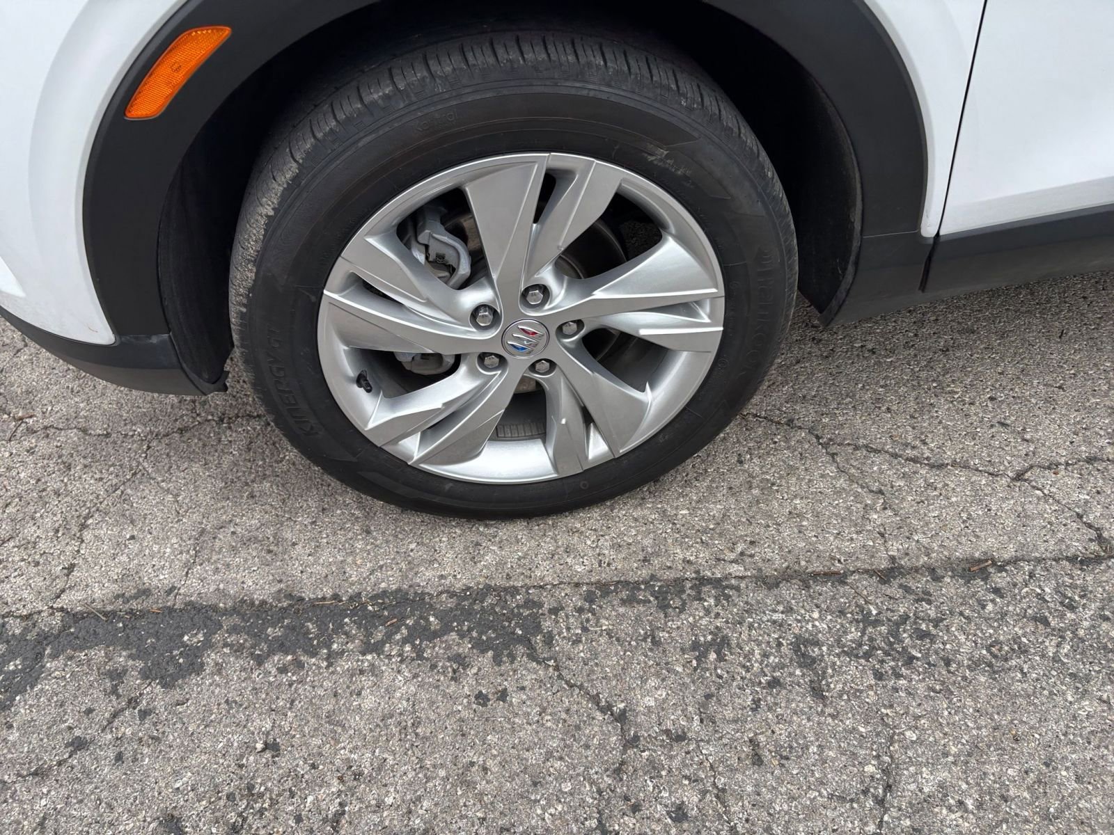 Used 2025 Buick Encore GX Preferred FWD image 25