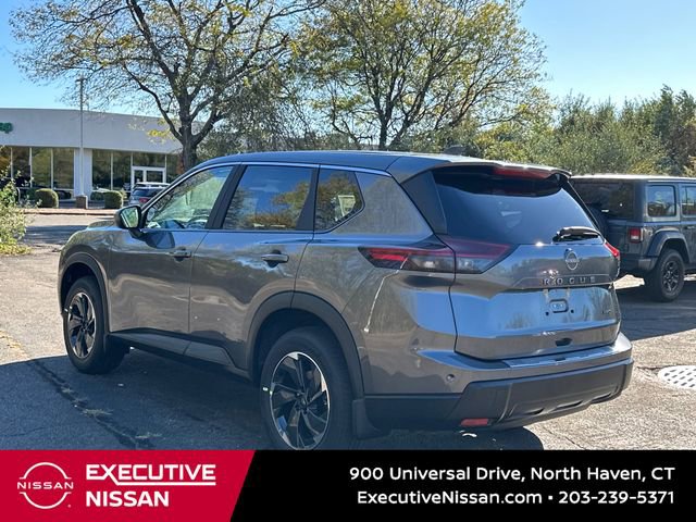 New 2026 Nissan Rogue SV image 4