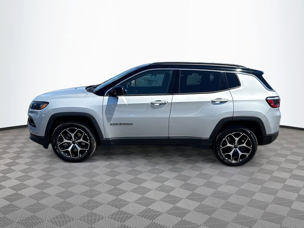 Used 2026 Jeep Compass Limited image 9