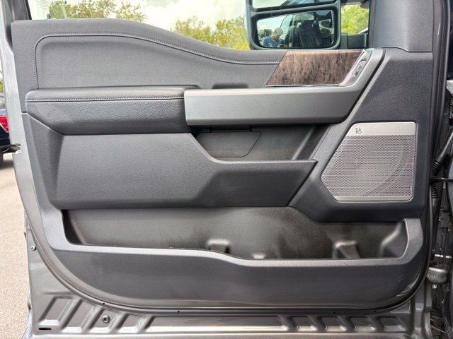 New 2026 Ford F250 Lariat w/ Black Appearance Package AWD/4WD image 10