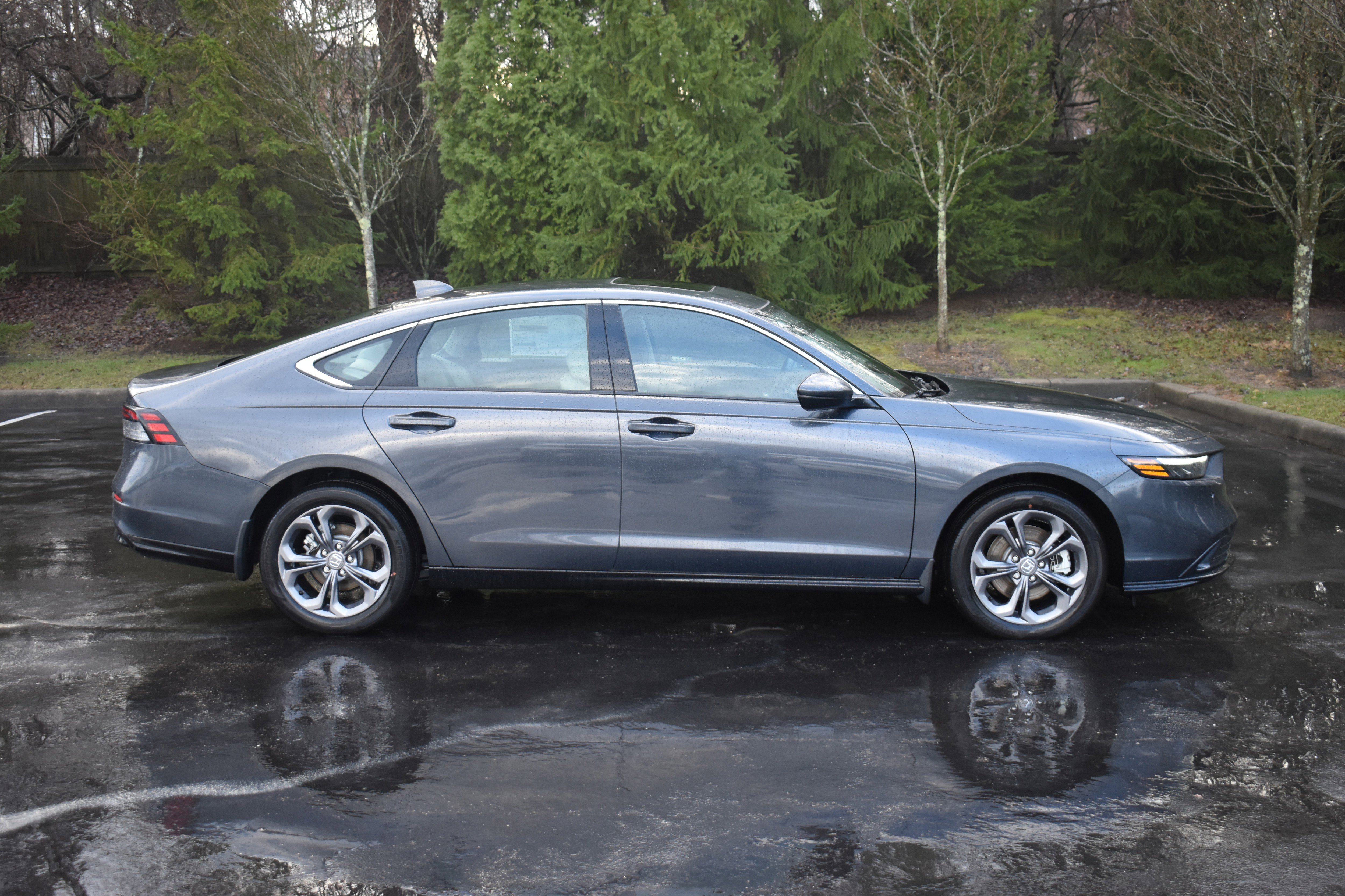 New 2026 Honda Accord EX-L image 9