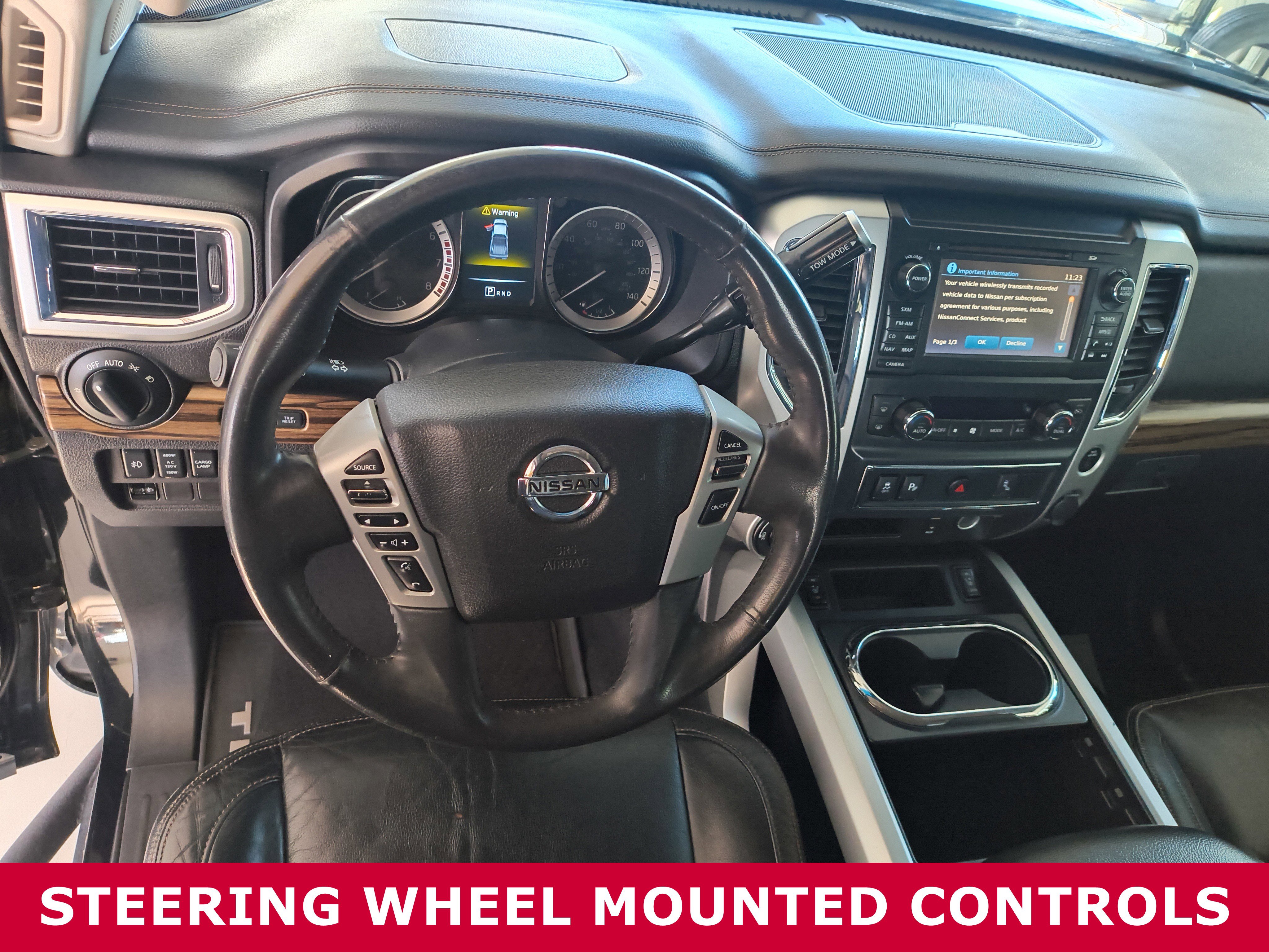 Used 2017 Nissan Titan SL image 11