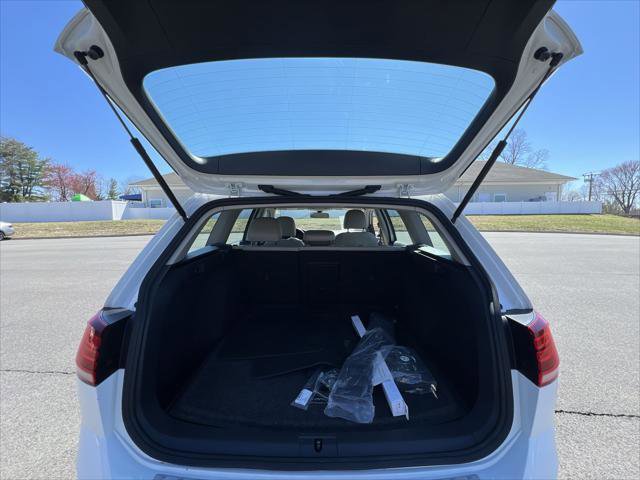 Used 2019 Volkswagen Golf Alltrack S AWD/4WD image 22